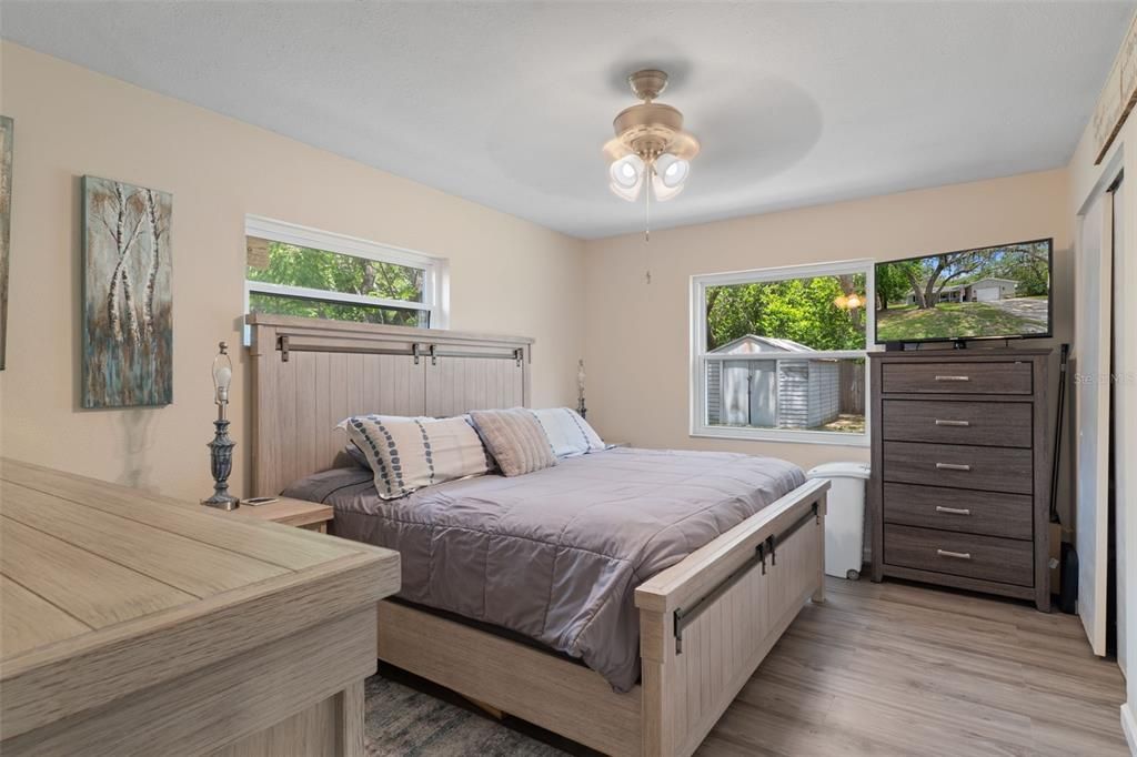 For Sale: $294,000 (4 beds, 2 baths, 1776 Square Feet)