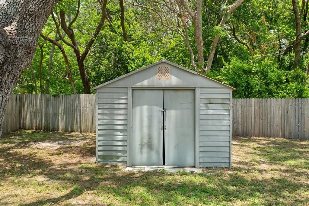 For Sale: $294,000 (4 beds, 2 baths, 1776 Square Feet)
