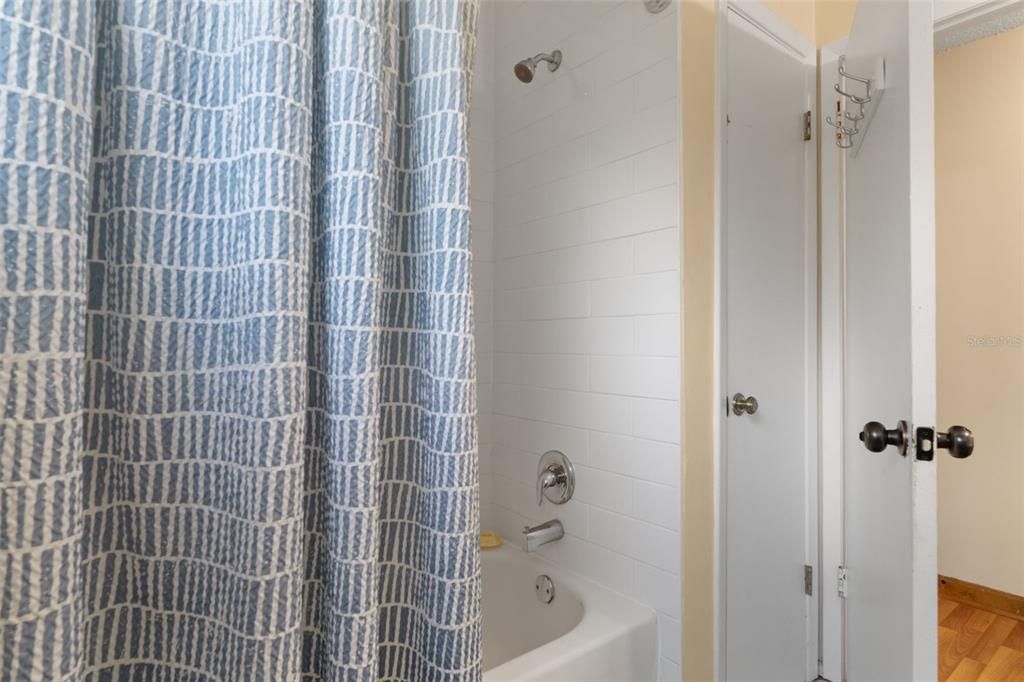 For Sale: $294,000 (4 beds, 2 baths, 1776 Square Feet)