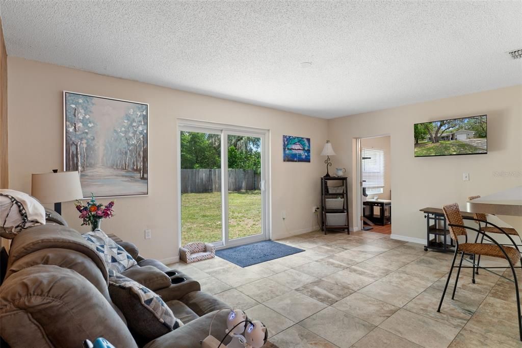 For Sale: $294,000 (4 beds, 2 baths, 1776 Square Feet)