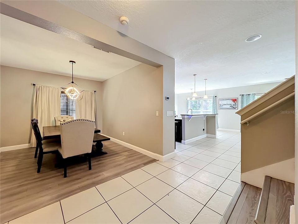 For Sale: $675,000 (5 beds, 3 baths, 3077 Square Feet)