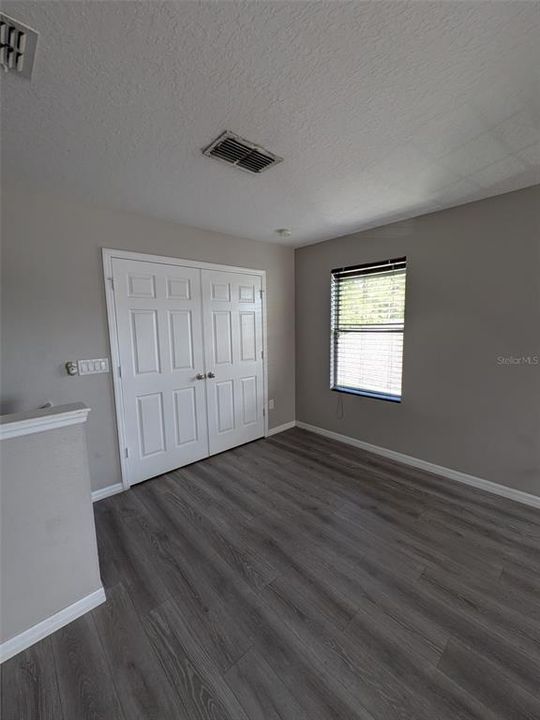 For Sale: $675,000 (5 beds, 3 baths, 3077 Square Feet)