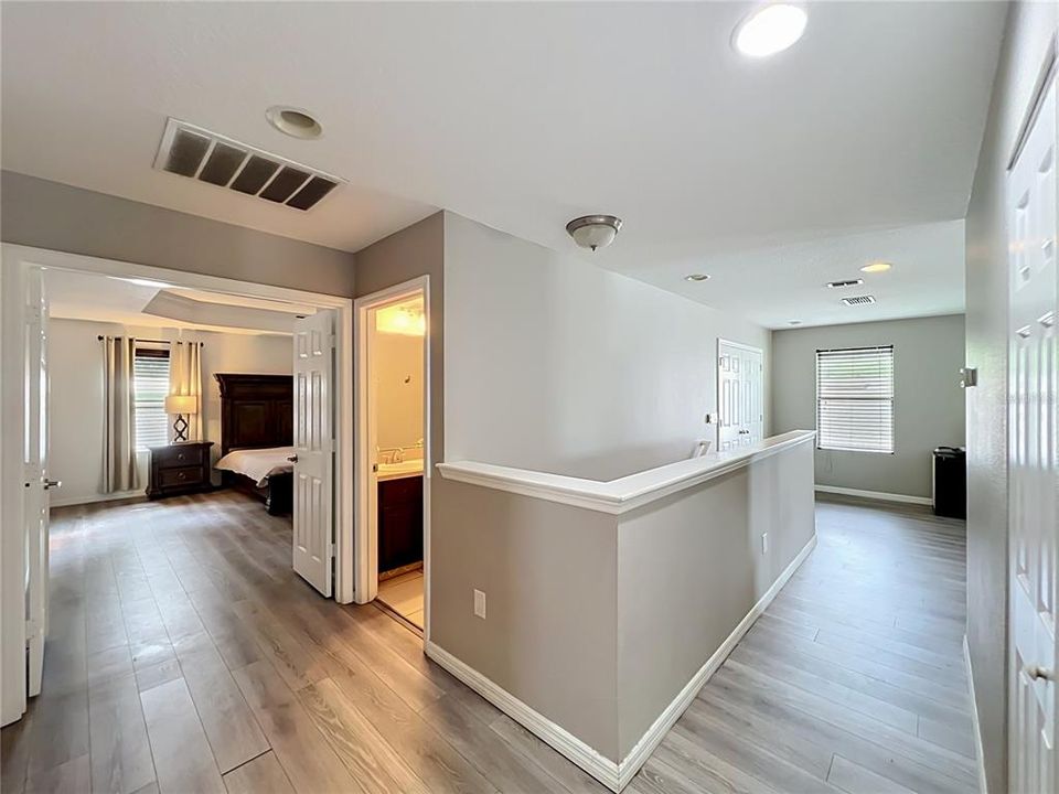For Sale: $675,000 (5 beds, 3 baths, 3077 Square Feet)