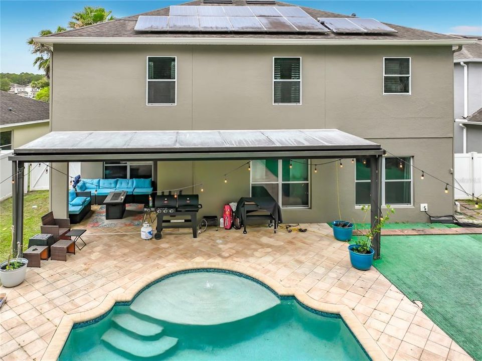 For Sale: $675,000 (5 beds, 3 baths, 3077 Square Feet)