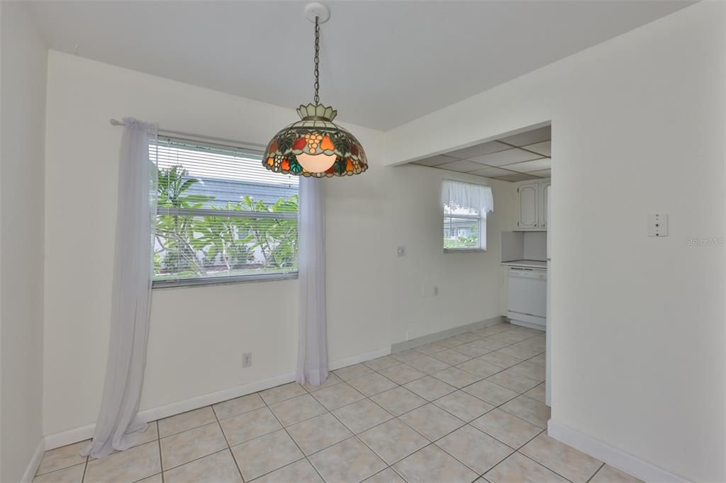 For Sale: $99,000 (2 beds, 2 baths, 960 Square Feet)