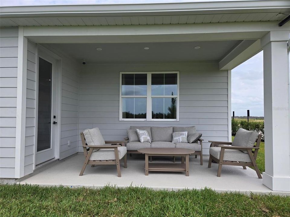 For Sale: $267,990 (3 beds, 2 baths, 1488 Square Feet)