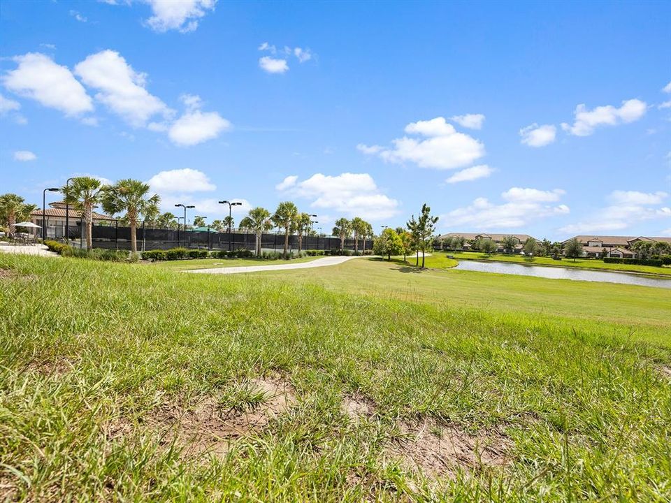 En Venta: $339,000 (2 camas, 2 baños, 1142 Pies cuadrados)