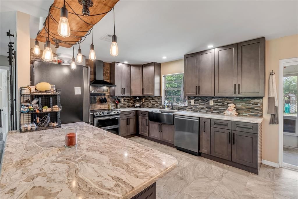 For Sale: $650,000 (4 beds, 3 baths, 1768 Square Feet)
