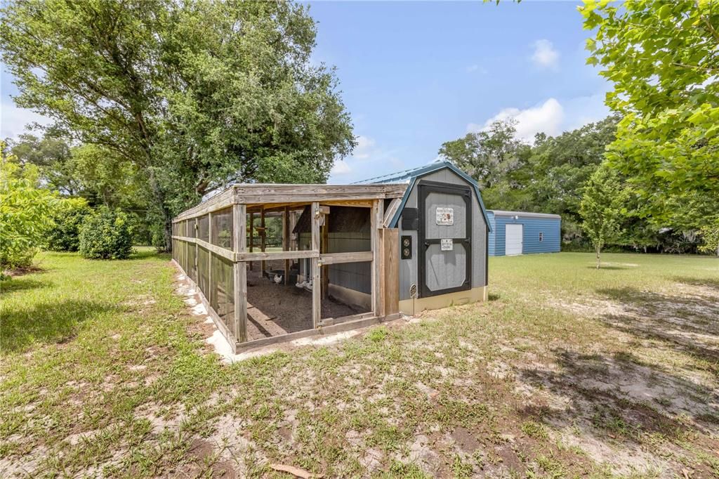 For Sale: $650,000 (4 beds, 3 baths, 1768 Square Feet)