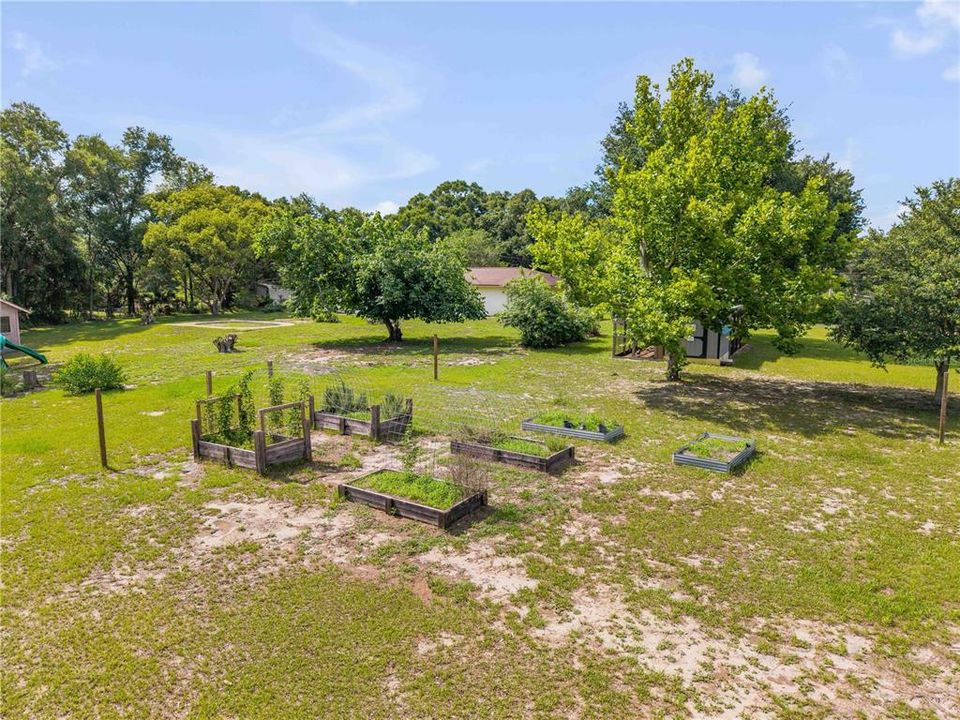 For Sale: $650,000 (4 beds, 3 baths, 1768 Square Feet)