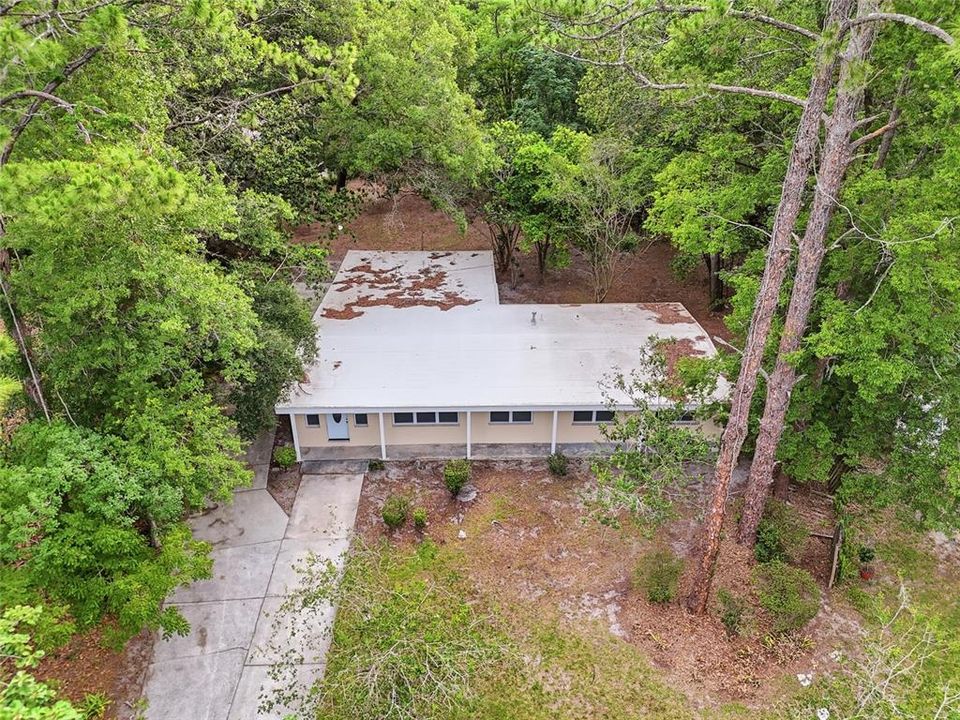 For Sale: $269,900 (3 beds, 2 baths, 1899 Square Feet)