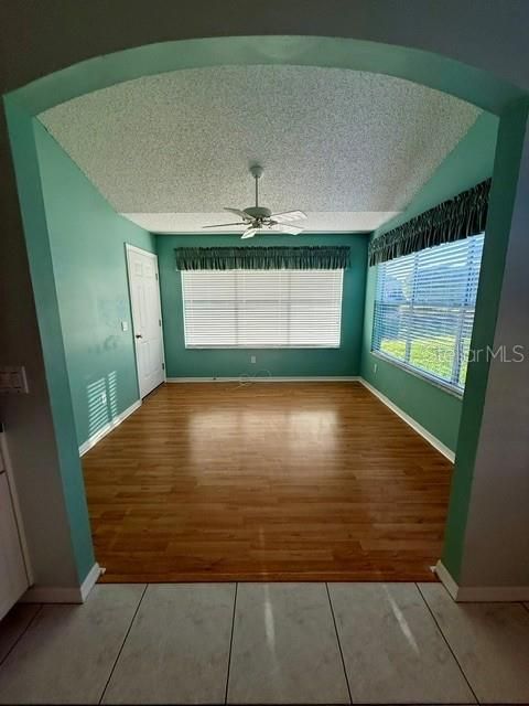 For Sale: $294,900 (2 beds, 2 baths, 1380 Square Feet)