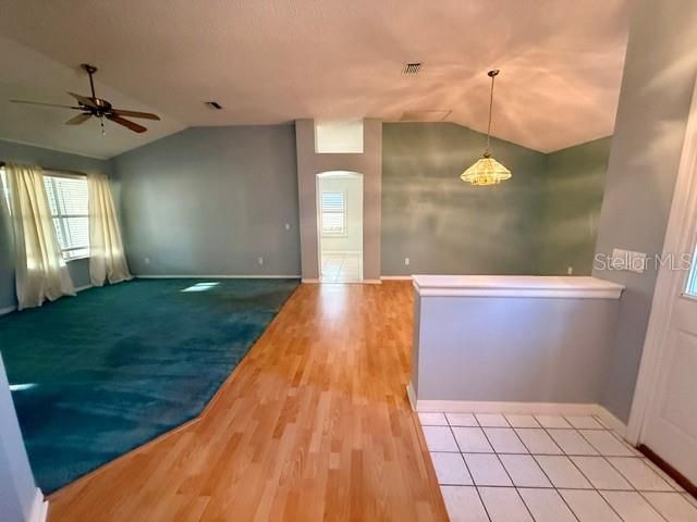 For Sale: $294,900 (2 beds, 2 baths, 1380 Square Feet)