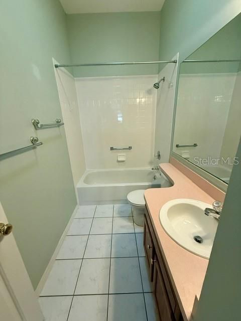 For Sale: $294,900 (2 beds, 2 baths, 1380 Square Feet)