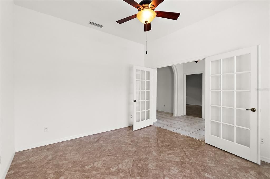 For Sale: $359,000 (3 beds, 2 baths, 1779 Square Feet)