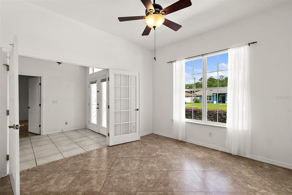 For Sale: $359,000 (3 beds, 2 baths, 1779 Square Feet)