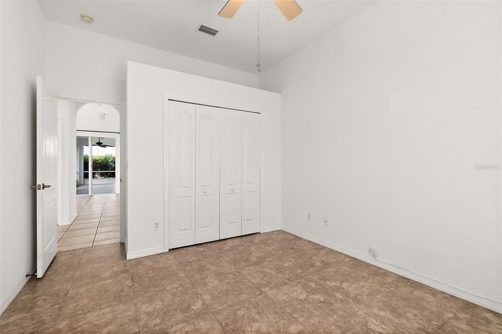 For Sale: $359,000 (3 beds, 2 baths, 1779 Square Feet)