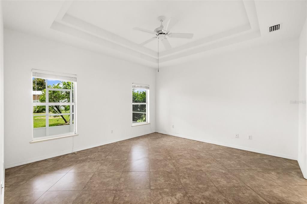 For Sale: $359,000 (3 beds, 2 baths, 1779 Square Feet)