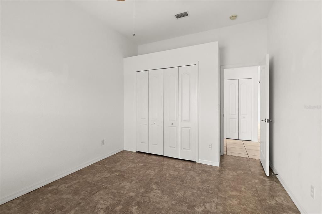For Sale: $359,000 (3 beds, 2 baths, 1779 Square Feet)