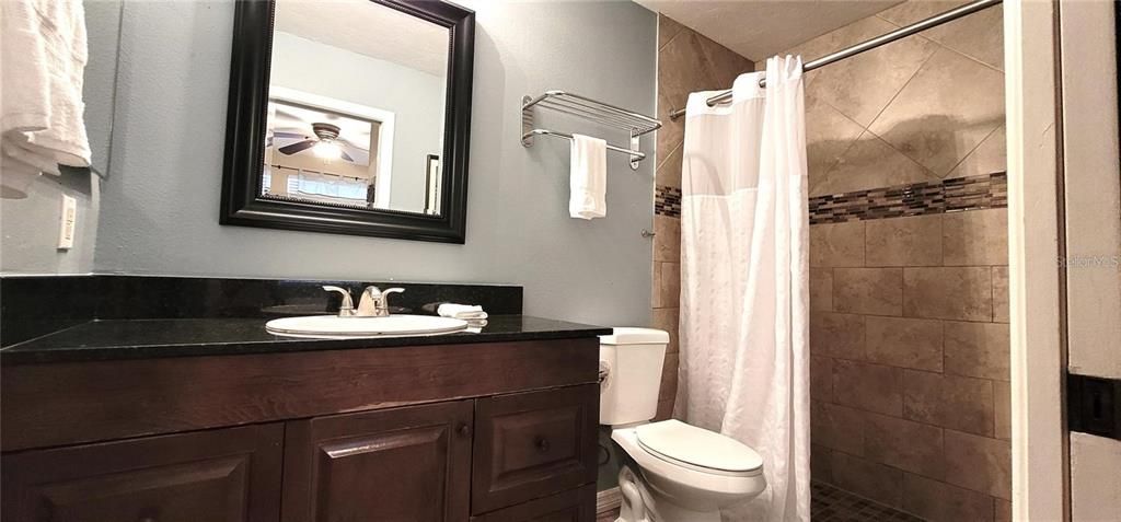 For Sale: $289,000 (2 beds, 2 baths, 1097 Square Feet)
