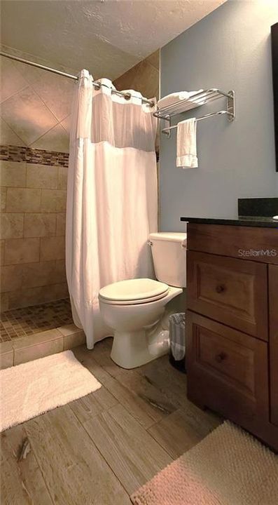 For Sale: $289,000 (2 beds, 2 baths, 1097 Square Feet)