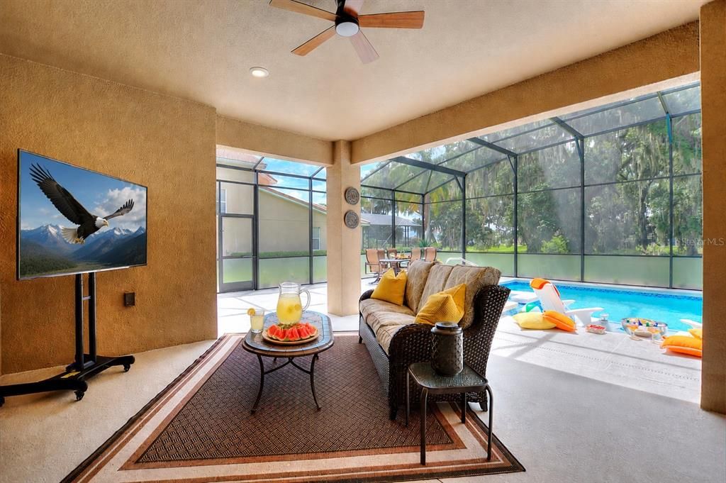 Active With Contract: $850,000 (5 beds, 3 baths, 4232 Square Feet)