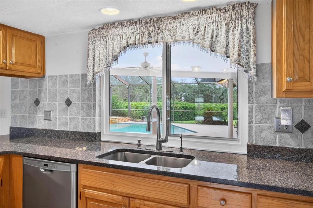 For Sale: $975,000 (3 beds, 3 baths, 3015 Square Feet)
