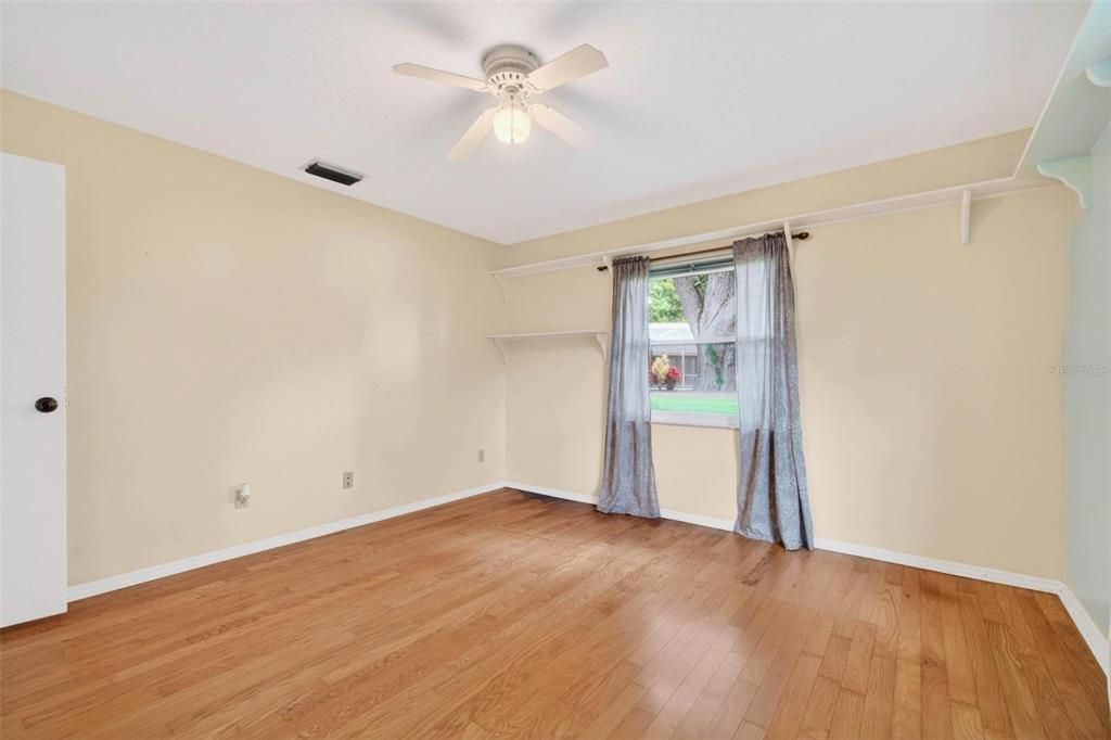 For Sale: $975,000 (3 beds, 3 baths, 3015 Square Feet)
