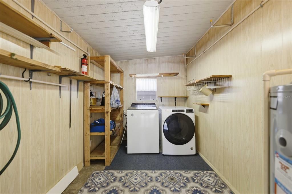 For Sale: $154,900 (2 beds, 2 baths, 960 Square Feet)