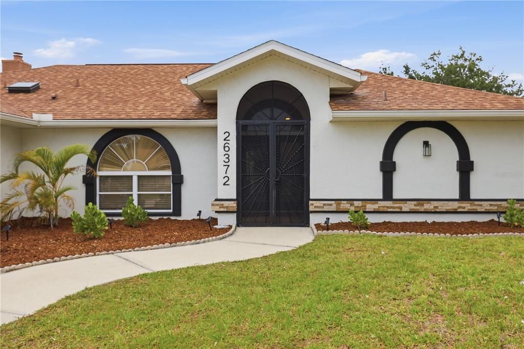 For Sale: $399,900 (3 beds, 2 baths, 2245 Square Feet)