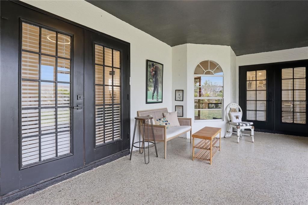 For Sale: $399,900 (3 beds, 2 baths, 2245 Square Feet)