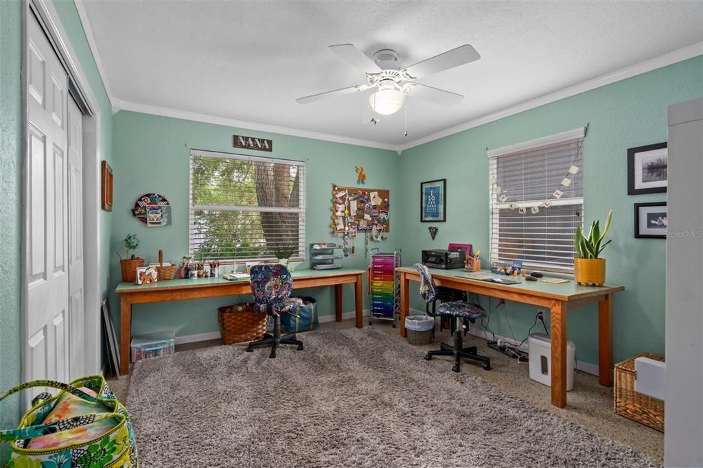 For Sale: $549,900 (3 beds, 1 baths, 1690 Square Feet)