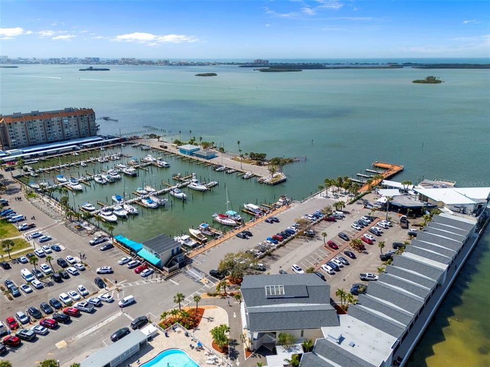 For Sale: $549,900 (3 beds, 1 baths, 1690 Square Feet)