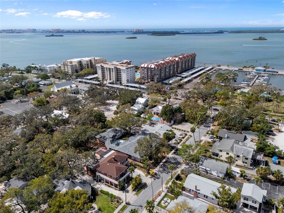 For Sale: $549,900 (3 beds, 1 baths, 1690 Square Feet)