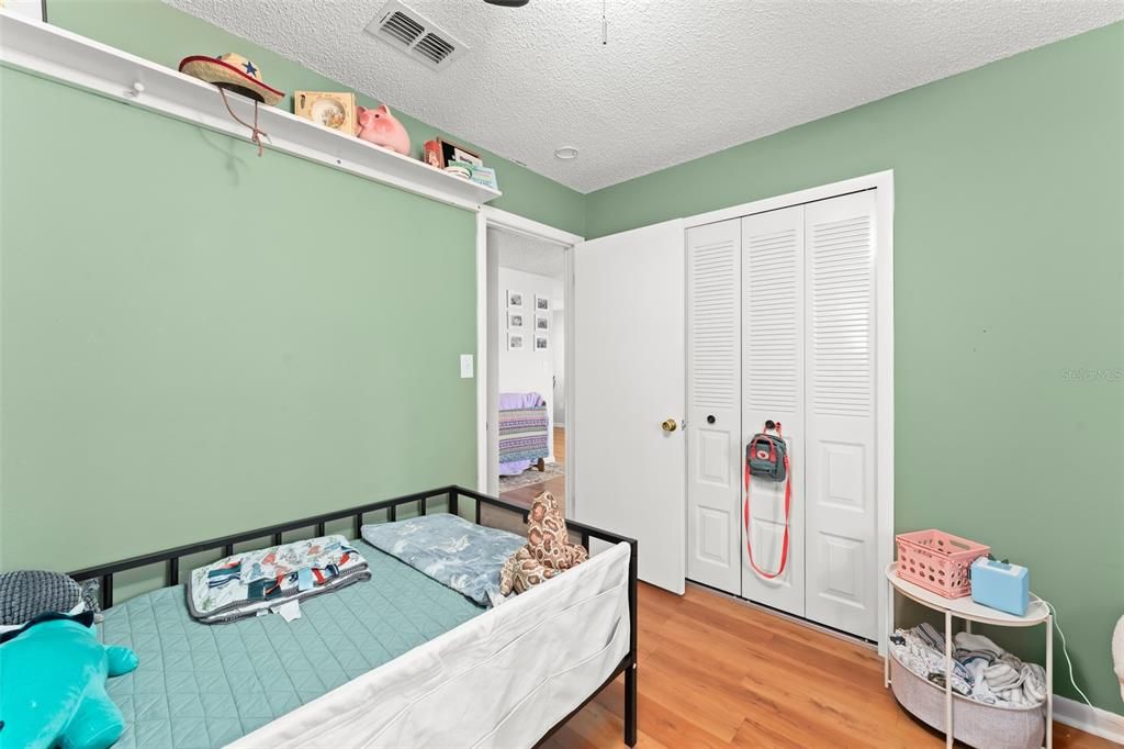 En Venta: $249,900 (3 camas, 2 baños, 1053 Pies cuadrados)