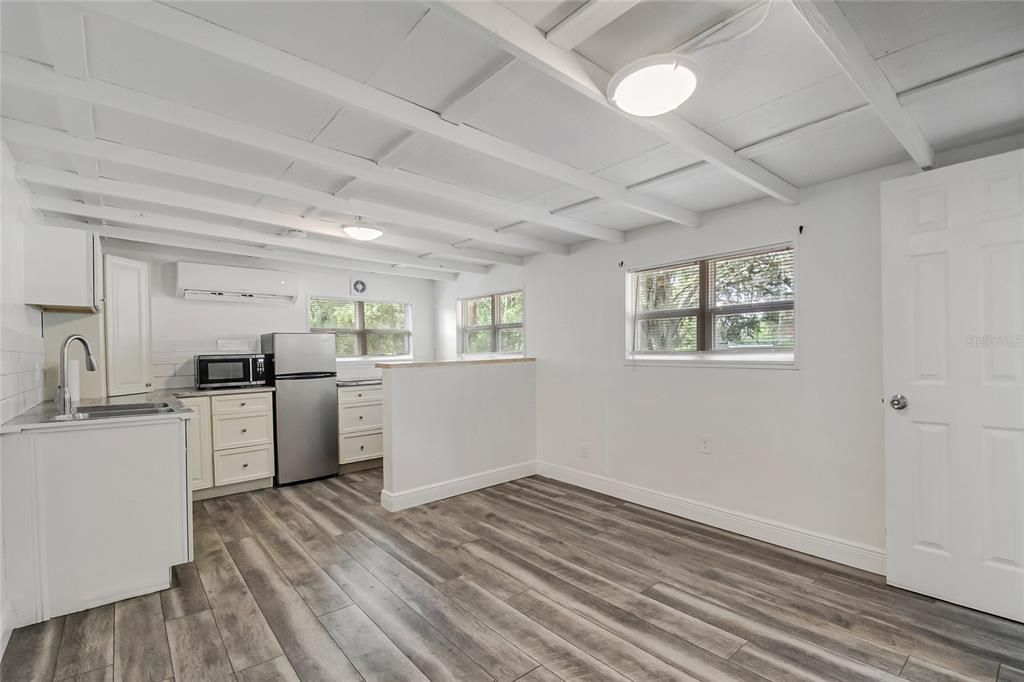 En Venta: $314,000 (4 camas, 0 baños, 1174 Pies cuadrados)