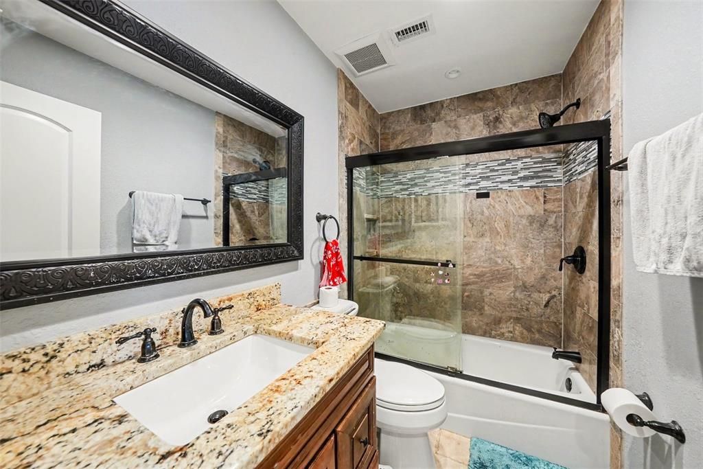 For Sale: $385,000 (4 beds, 2 baths, 1798 Square Feet)