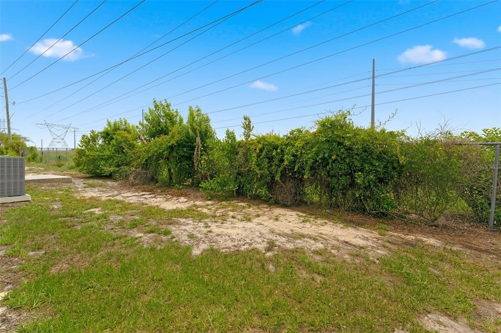 На продажу: $225,000 (3 спален, 2 ванн, 1512 Квадратных фут)