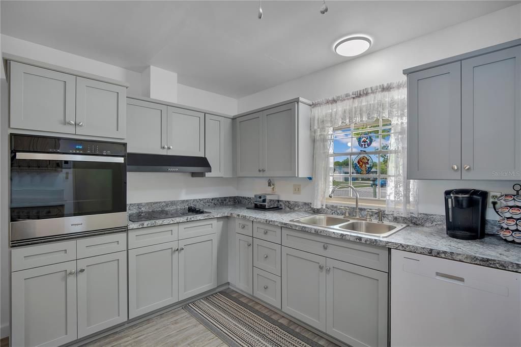 For Sale: $365,000 (3 beds, 2 baths, 1440 Square Feet)