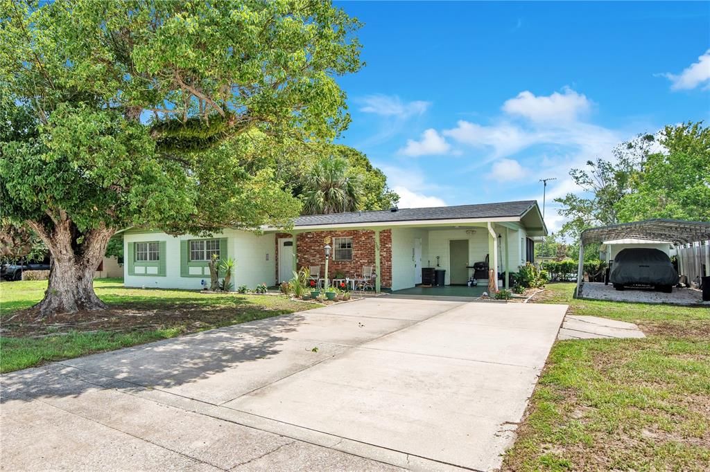 For Sale: $365,000 (3 beds, 2 baths, 1440 Square Feet)