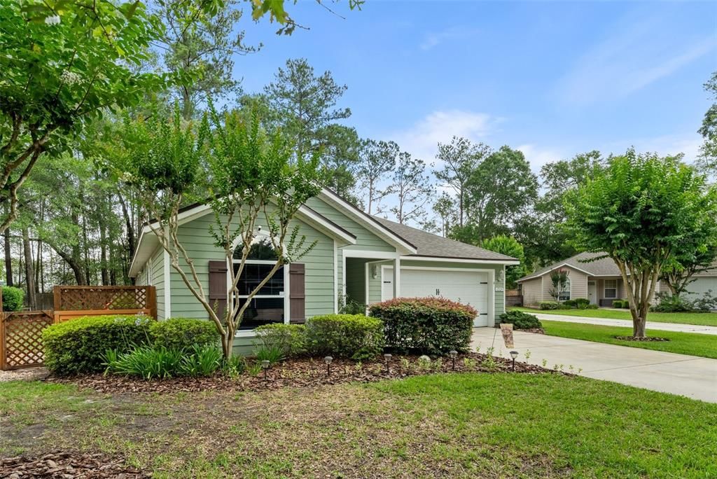 For Sale: $359,900 (3 beds, 2 baths, 1662 Square Feet)