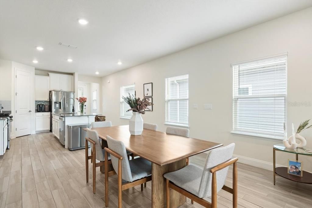 For Sale: $470,000 (3 beds, 2 baths, 1945 Square Feet)