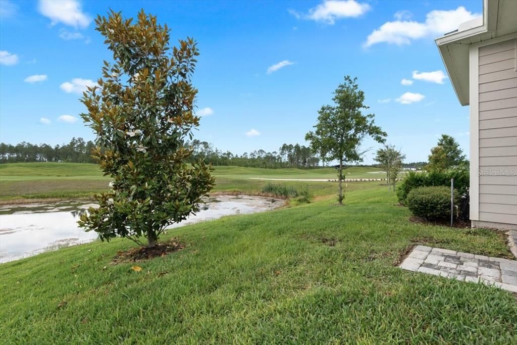 For Sale: $470,000 (3 beds, 2 baths, 1945 Square Feet)