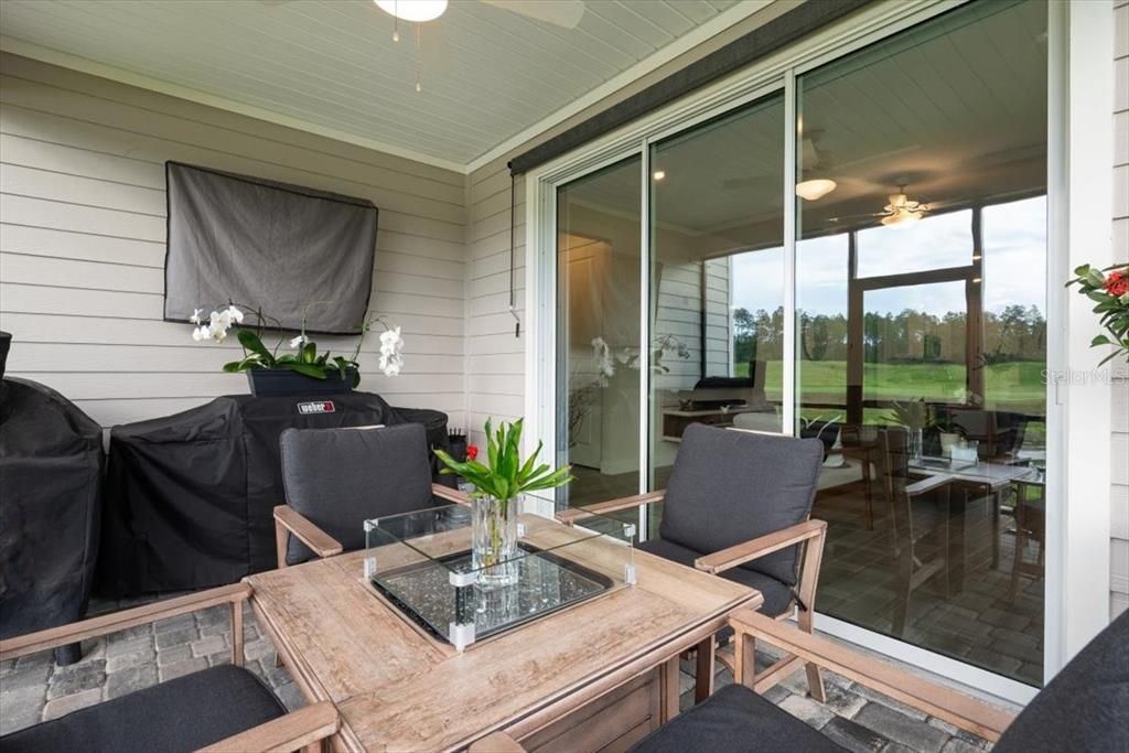 For Sale: $470,000 (3 beds, 2 baths, 1945 Square Feet)