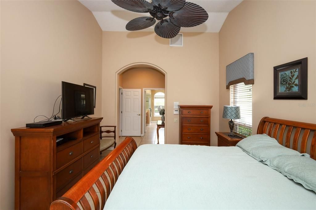 En Venta: $535,000 (4 camas, 2 baños, 2292 Pies cuadrados)