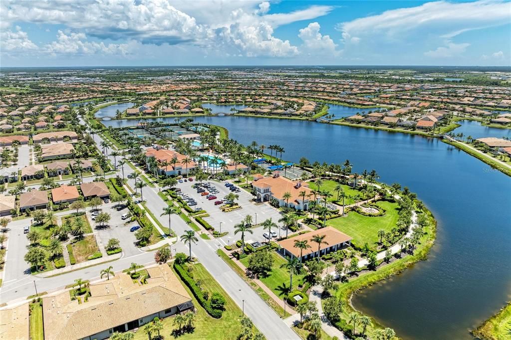 For Sale: $559,000 (2 beds, 2 baths, 1861 Square Feet)