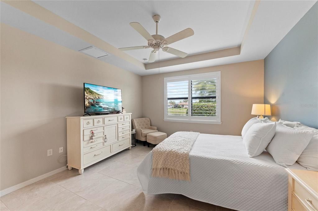 For Sale: $559,000 (2 beds, 2 baths, 1861 Square Feet)