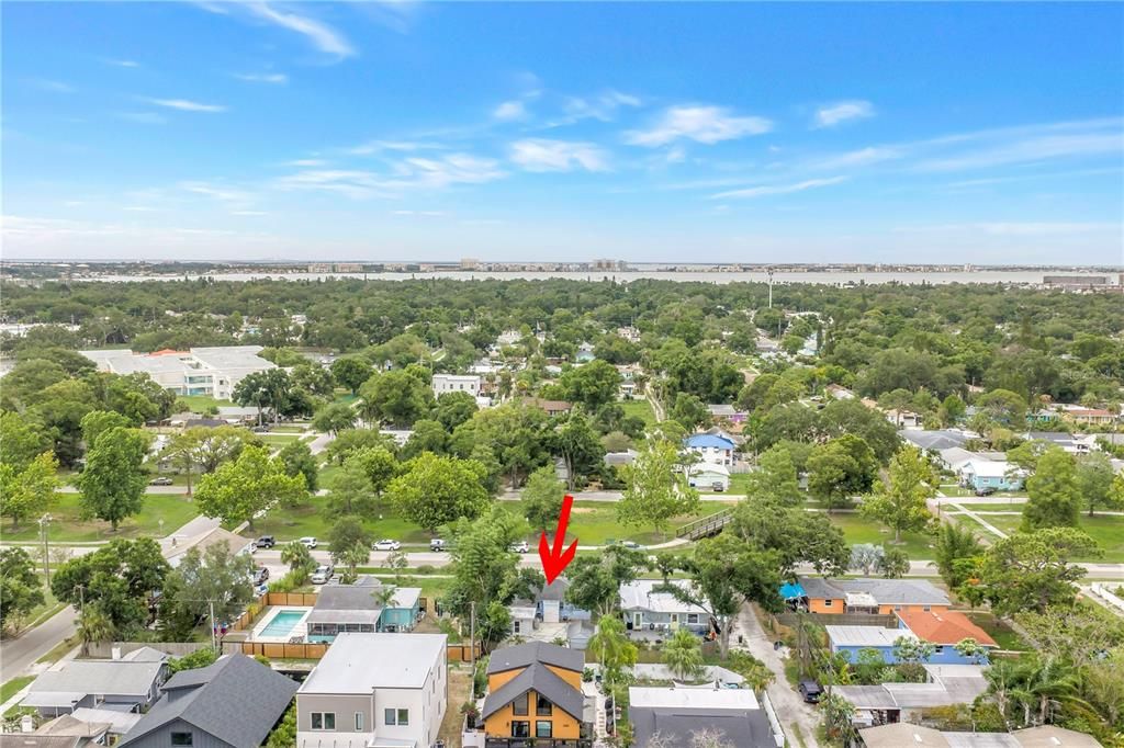 For Sale: $350,000 (3 beds, 1 baths, 1053 Square Feet)