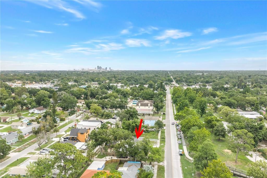 For Sale: $350,000 (3 beds, 1 baths, 1053 Square Feet)
