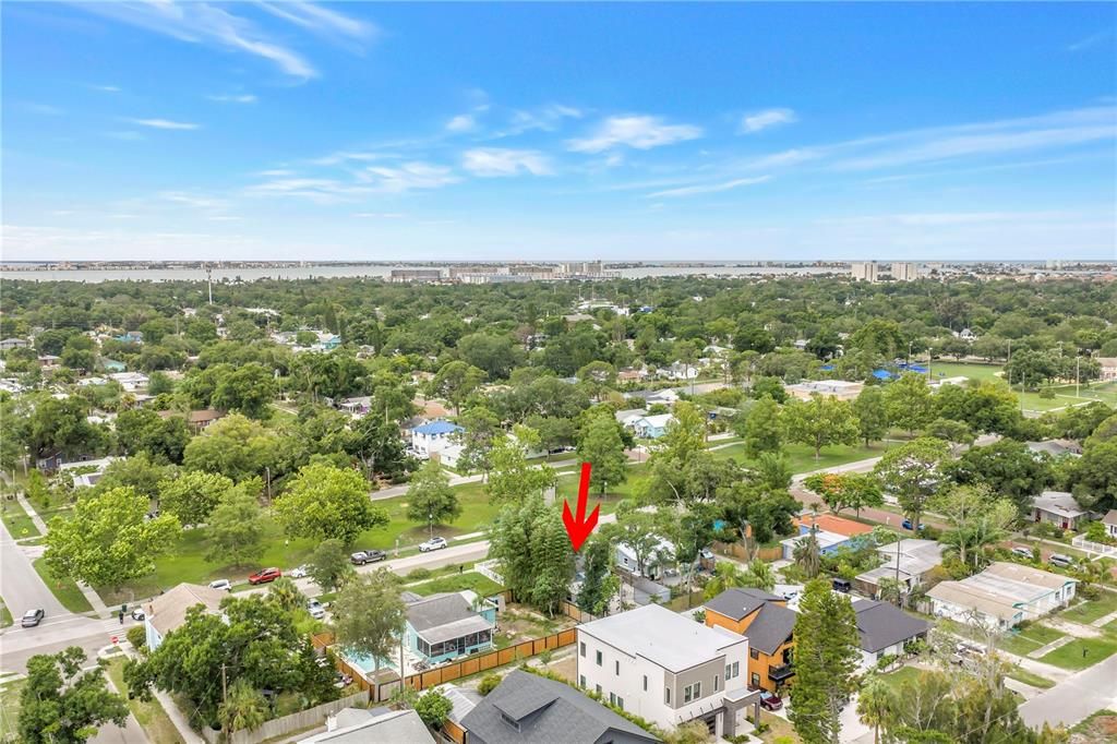 For Sale: $350,000 (3 beds, 1 baths, 1053 Square Feet)